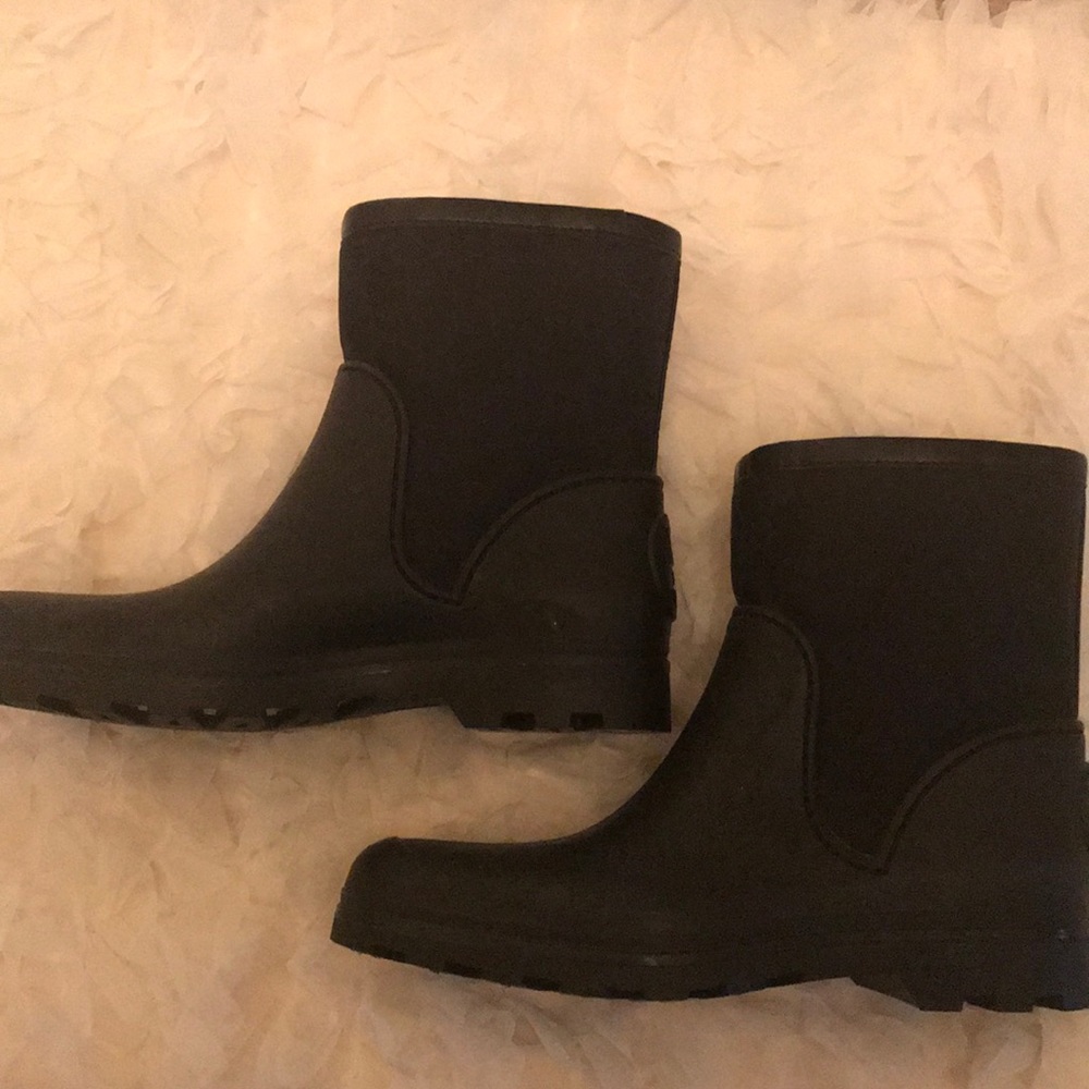 Short Gucci rain boots